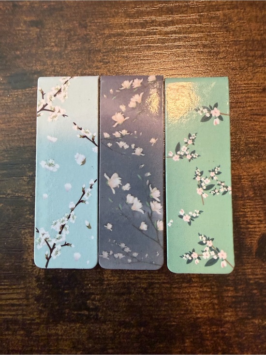 Other - Floral Cherry Blossom Magnetic Bookmark Set of 3. SHIPPING APPRECIATION